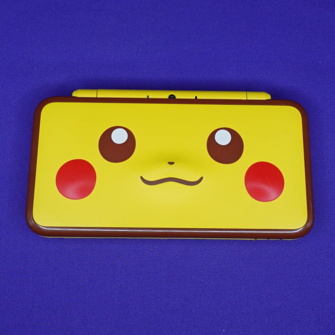 New Nintendo 2DS XL // Pikachu Edition