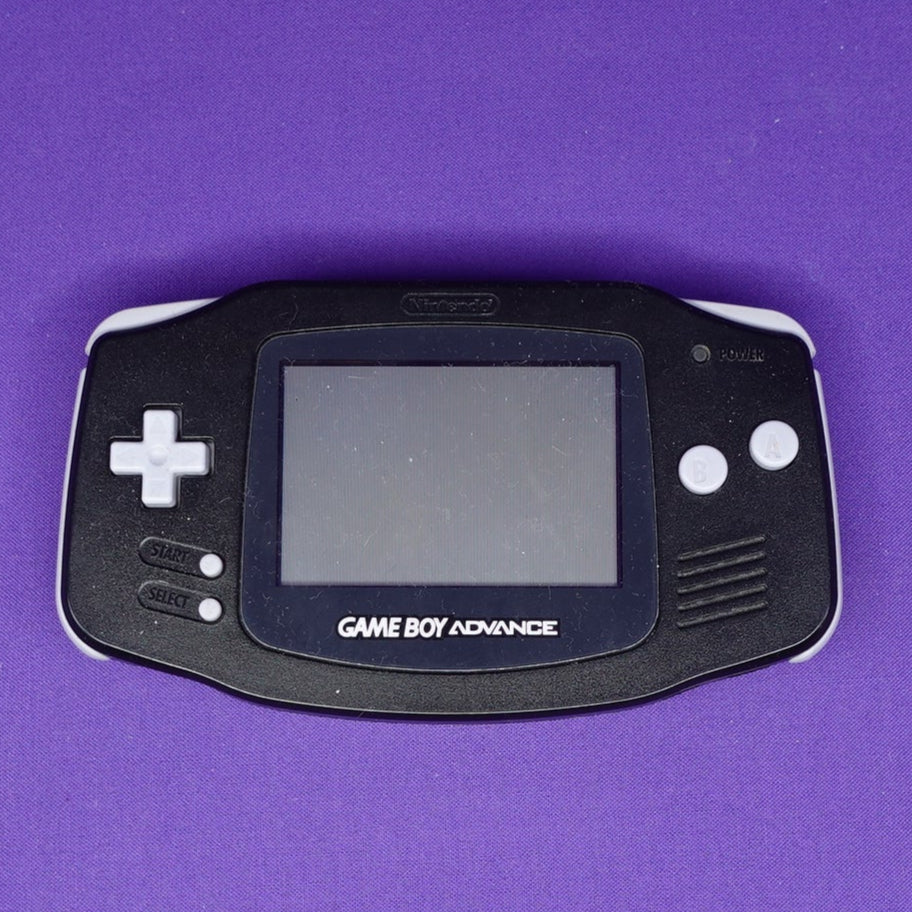 Nintendo Game Boy Advance // Schwarz
