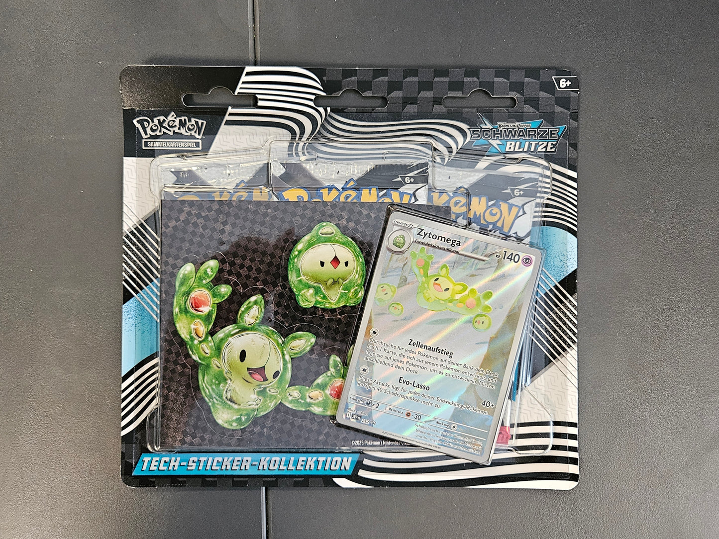 Pokémon // Tech-Sticker-Collection // Schwarze Blitze & Weiße Flammen