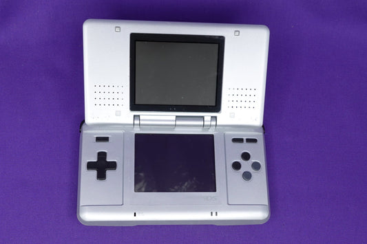 Nintendo DS Silber