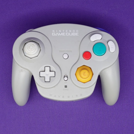 Nintendo // Gamecube // Wavebird Wireless Controller