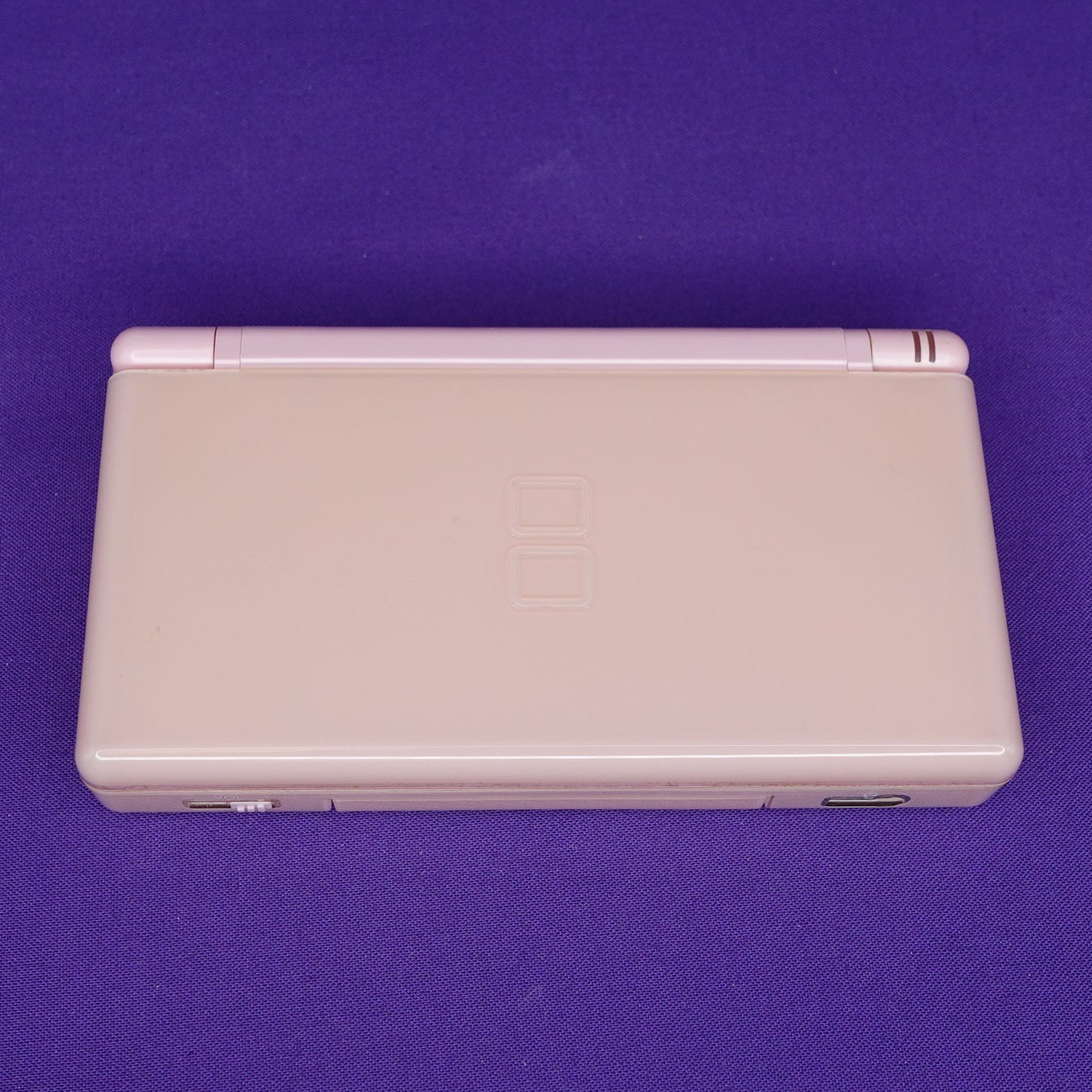 Nintendo DS Lite // Coral Pink