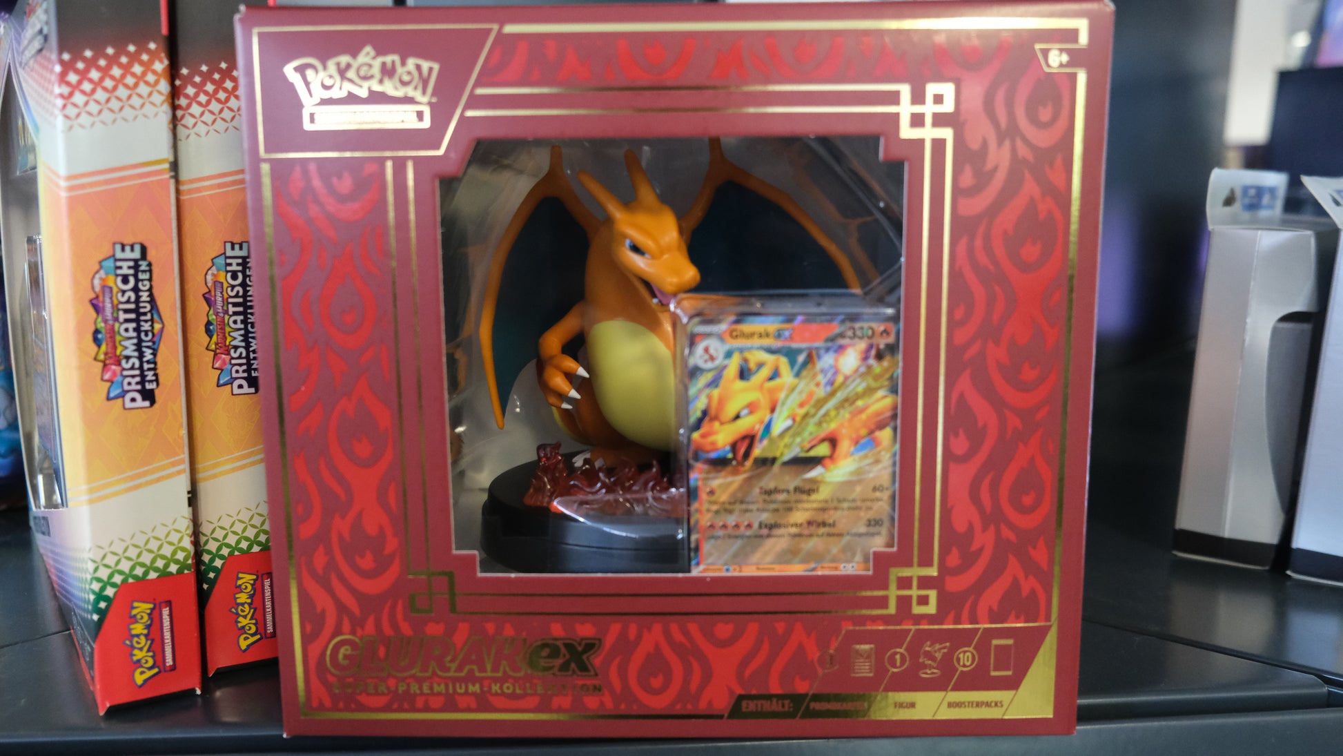 Pokémon // Glurak ex Super-Premium Kollektion - Glitchless Game Store