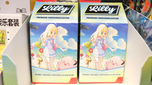 Pokémon // Lilly Premium Turnierkollektion - Glitchless Game Store