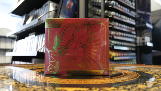 Pokémon // Karmesin & Purpur // Top Trainer Box - Glitchless Game Store