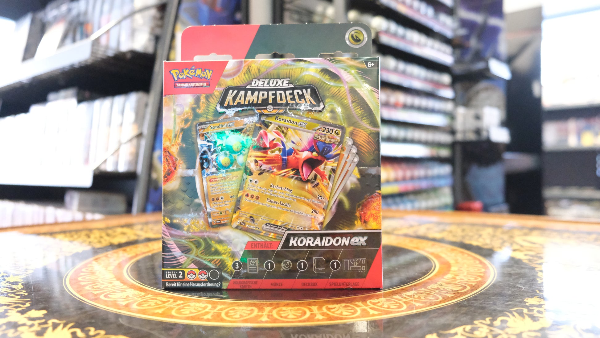 Pokémon // Deluxe Kampfdeck // Koraidon ex - Glitchless Game Store